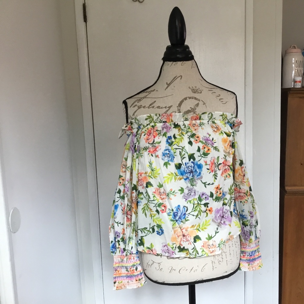 NWT 🌷 Floral Alice + Olivia Blouse